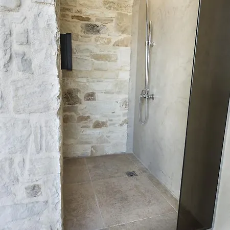 Aparthotel Luxury 2*