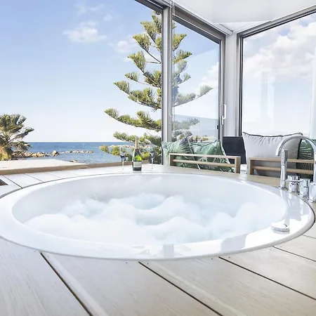 Luxury 2* Kalamaki