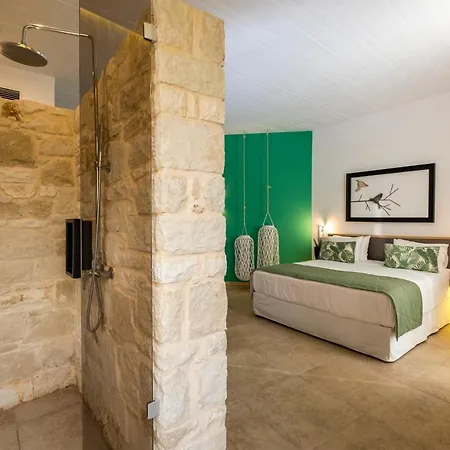 Aparthotel Luxury 2*