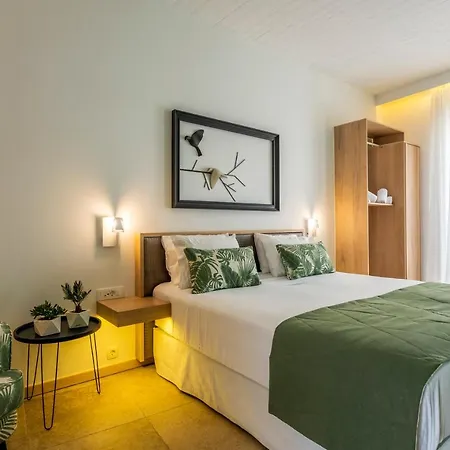 Aparthotel Luxury 2*